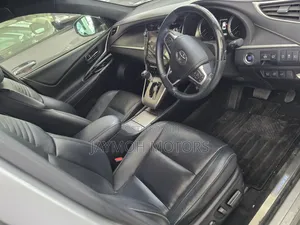 Toyota Harrier 2018 Silver