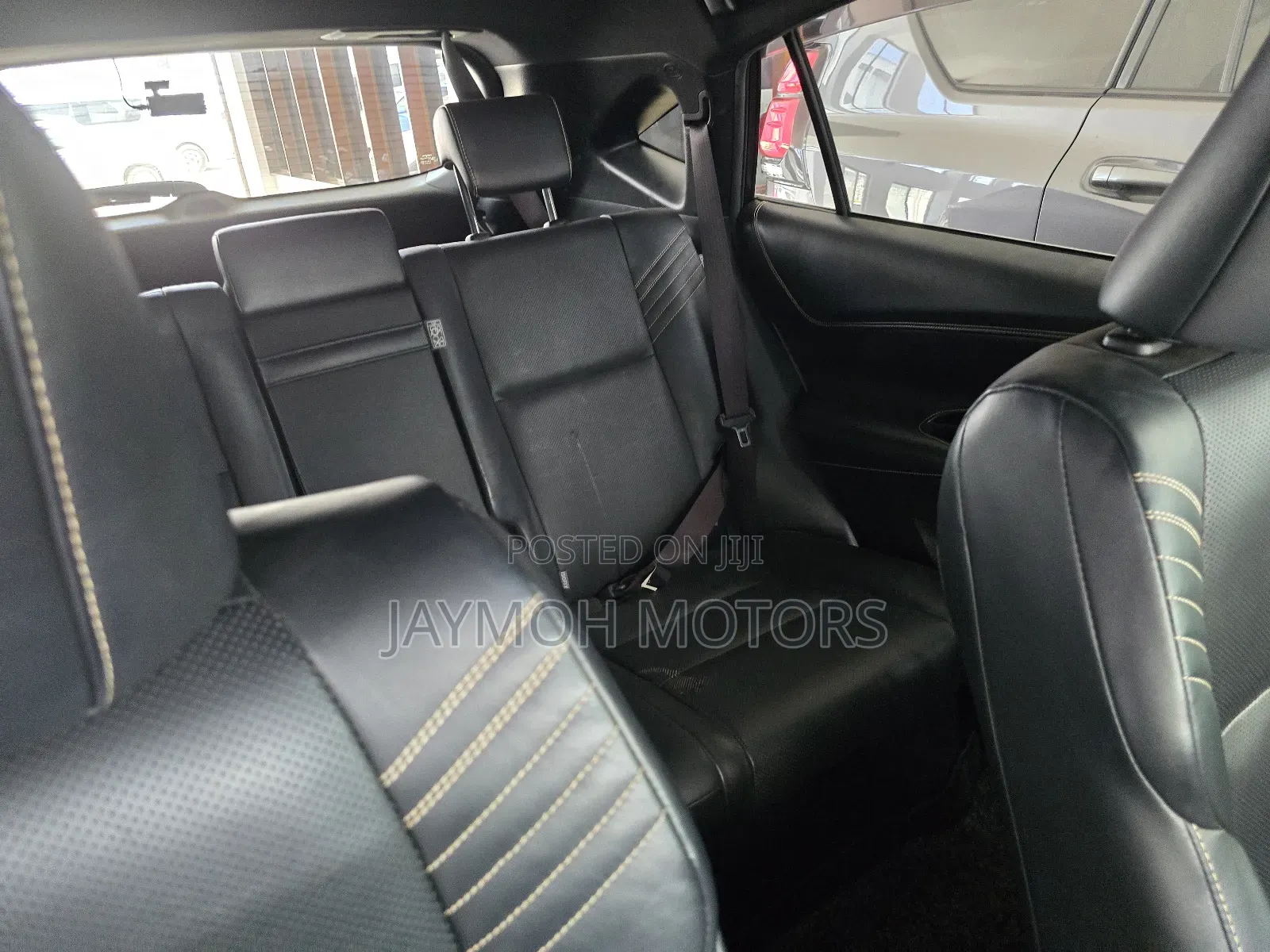 Toyota Harrier 2018 Silver