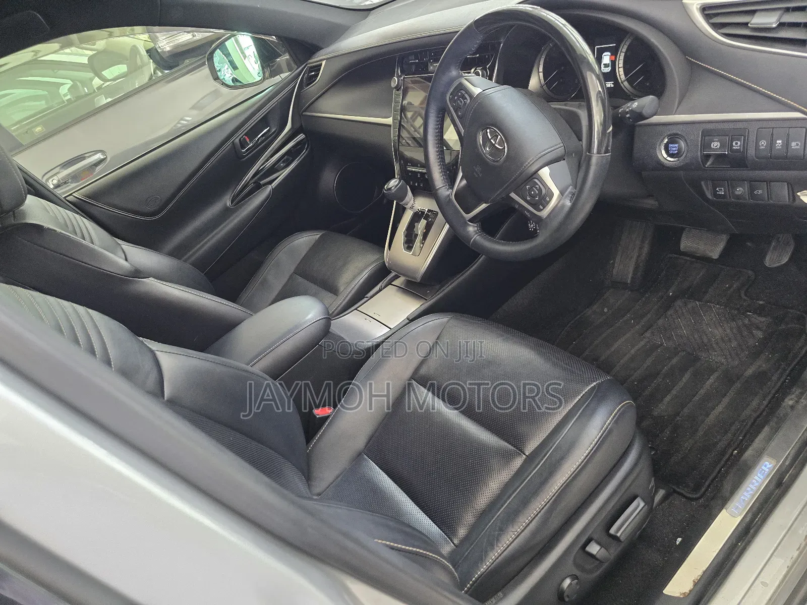 Toyota Harrier 2018 Silver