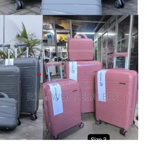 Unbreakable Medium Rubber Suitcase – Durable Travel Gear