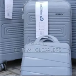 Mini Rubber Suitcase – Tough, Lightweight Travel-Ready