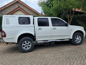 Isuzu D-MAX 2008 White