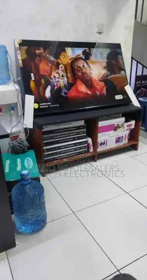 New Vitron 55inch Smart Tv