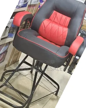 Premium Adjustable Barber Chair – Comfort Style