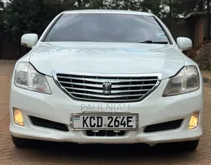 Toyota Crown 2009 White