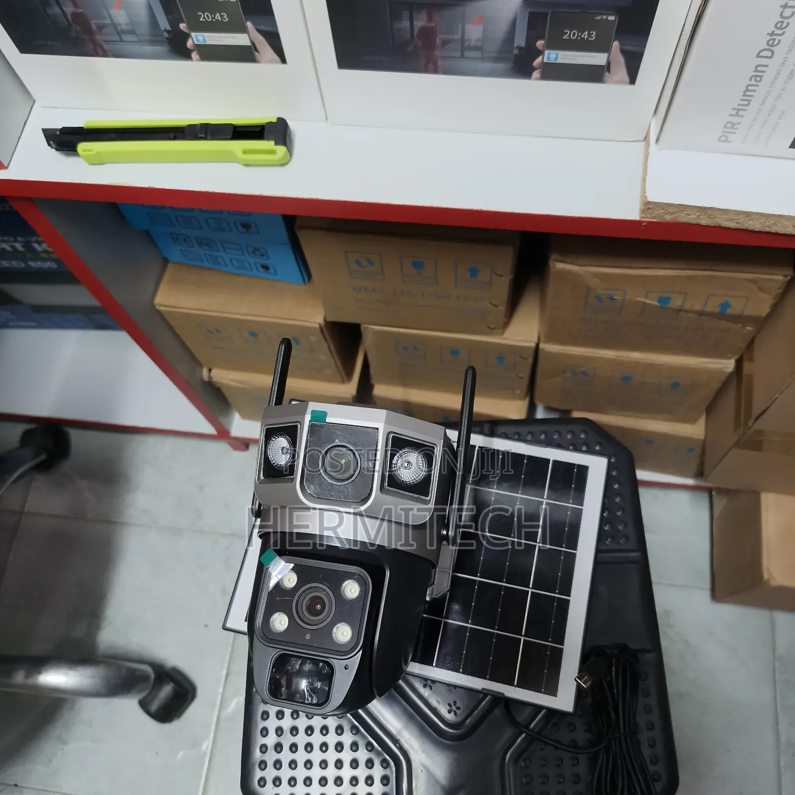Dual Lens Solar Powered PTZ Surveillance Camera