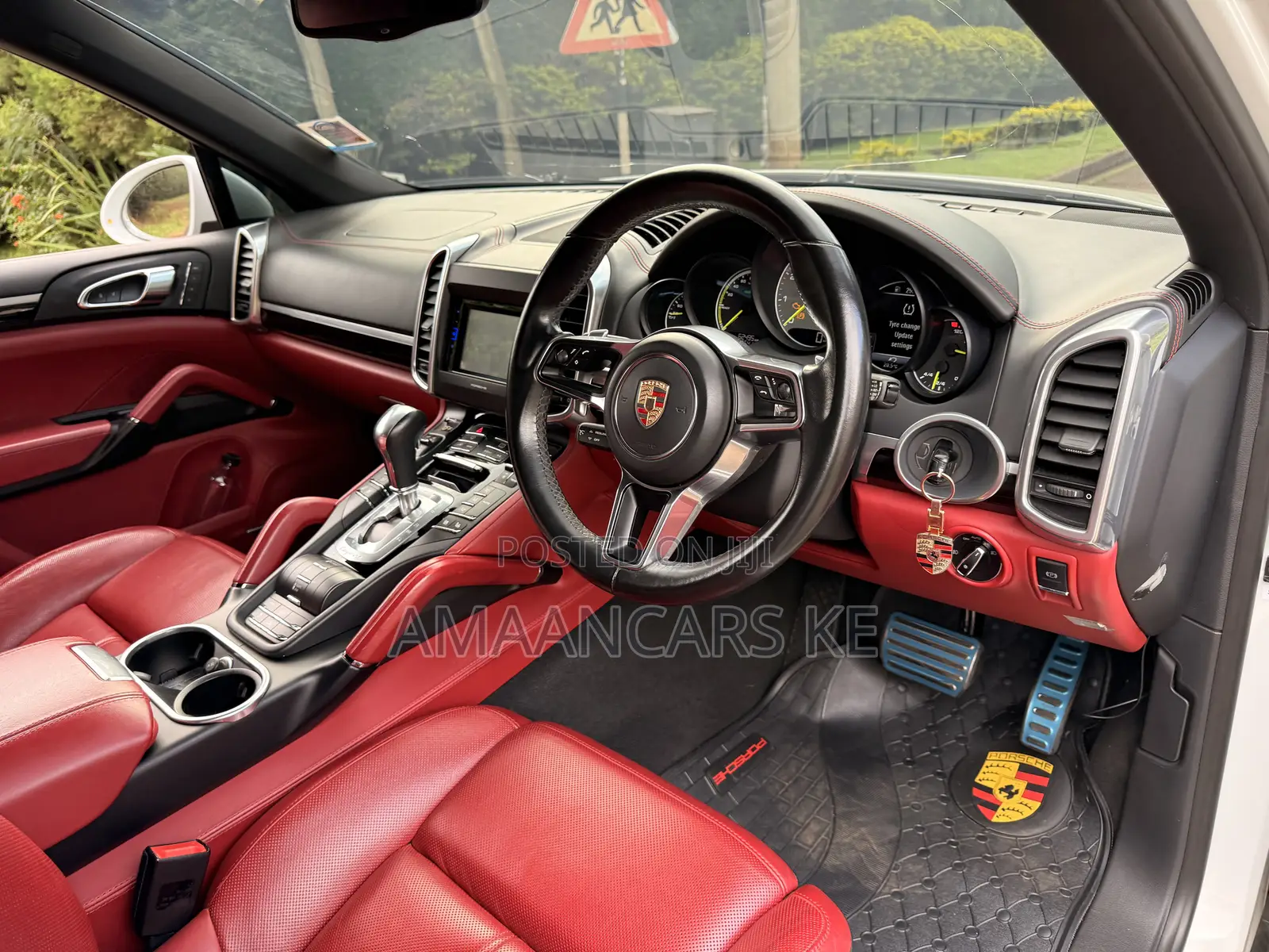 Porsche Cayenne 2015 White