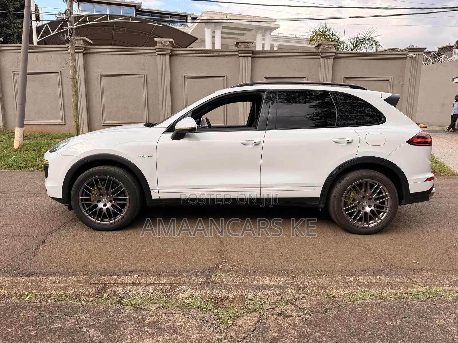 Porsche Cayenne 2015 White
