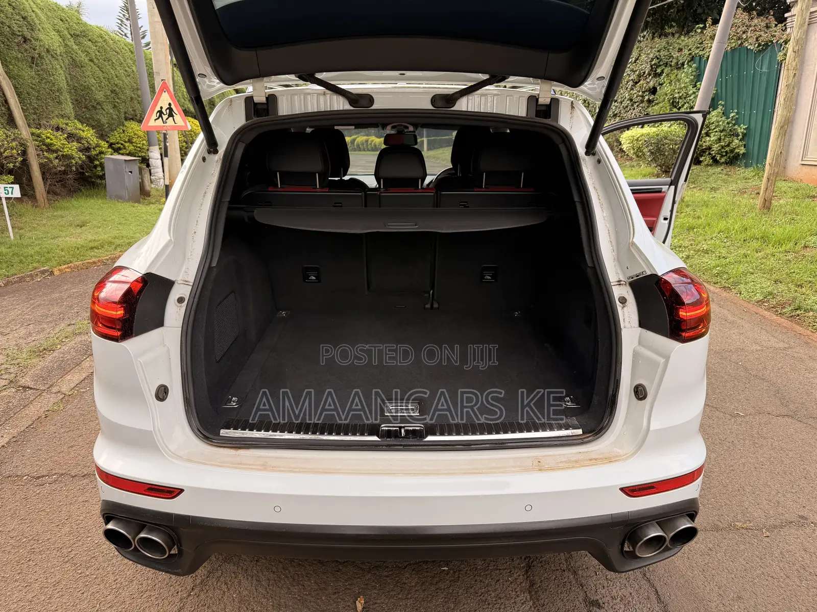 Porsche Cayenne 2015 White