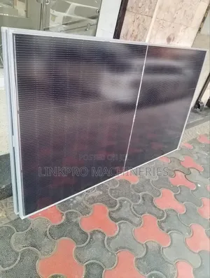 565 Watts Jinko Monocrystaline Solar Panel
