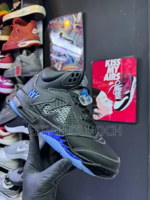 Awake Ny X Air Jordan 5 “Racer Blue/Black”
Sizes : _40 41 42 43 44 45