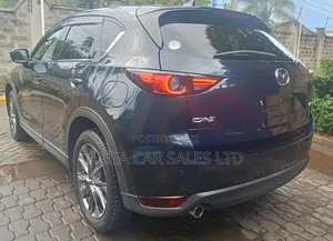 Mazda CX-5 2020 Blue