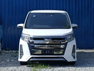 Toyota Noah 2.0 FWD (7 Seater) 2018 White