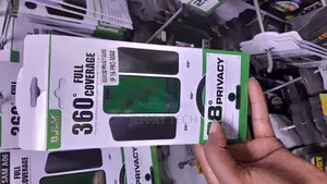 Belkin Tempered Glass Privacy Screen Protector for iPhone 16 Pro Max