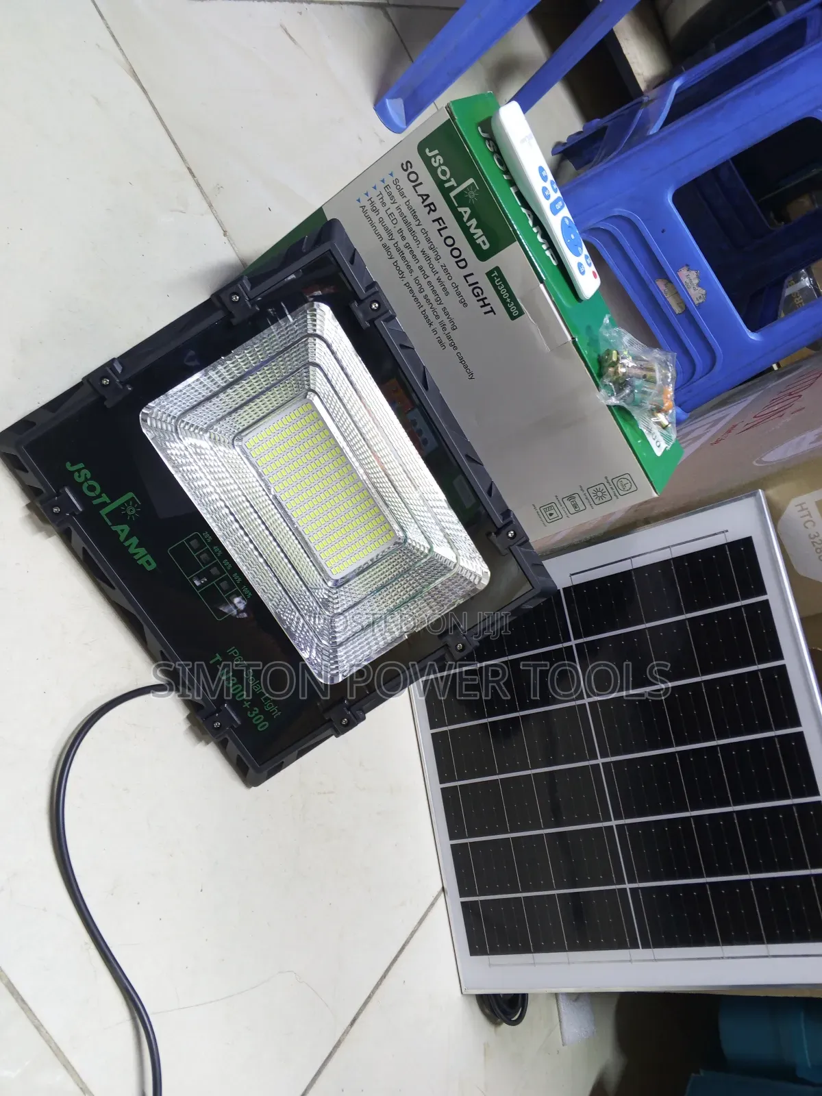 Quality Jsot 300w+300w Solar Flood Light