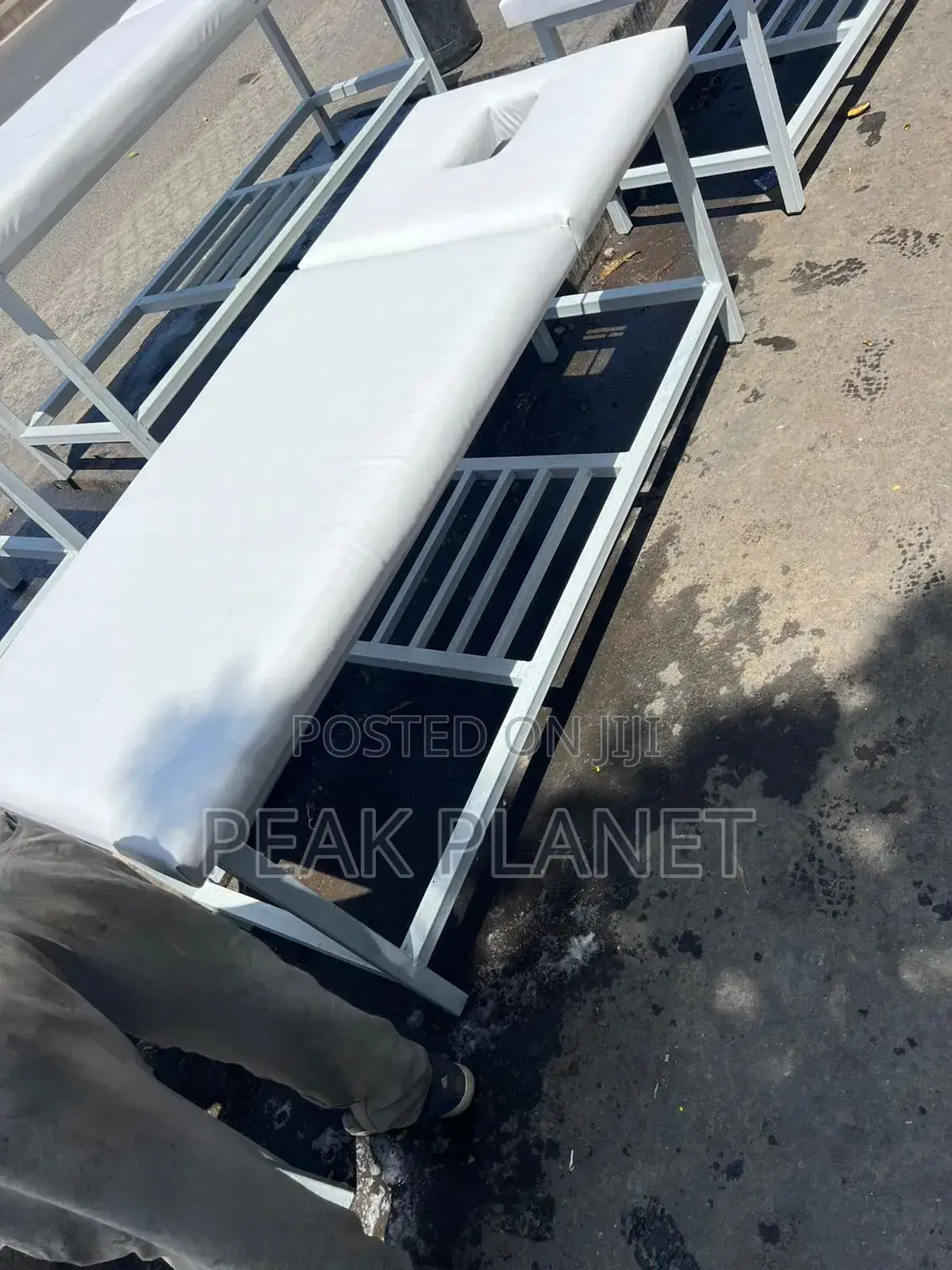 Foldable Massage Table for Spa Salon