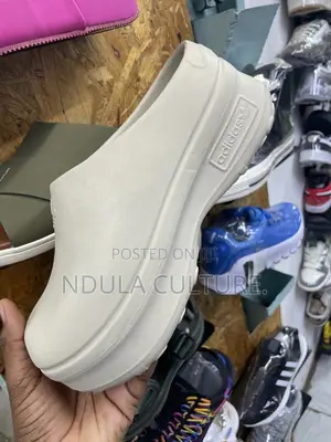 Adidas Adifoam Slides