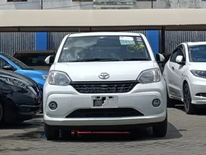 Toyota Passo 1.0 FWD 2018 Pearl