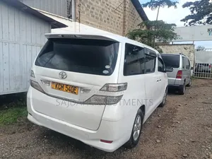 Toyota Vellfire 2009 White