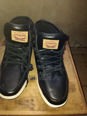 Very Classy and Original Brand New Levis Shoes (Us Sz 13) (Ch Sz 47)