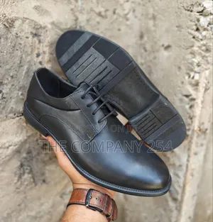 Quality Casual Leather Official Men Clarks ,Slip on Laced Rubber Shoe