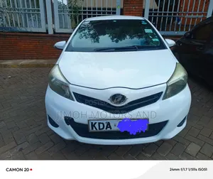 Toyota Vitz 2013 White