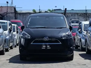 Toyota Sienta 1.5 FWD 2019 Black