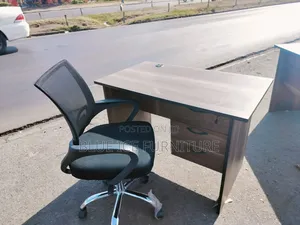 1m Office Working Desk With Chair.