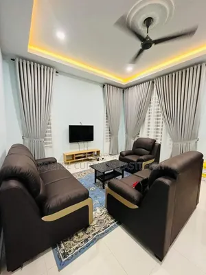 Light Gray and Cream Curtains for Guests Rooms