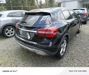 Mercedes-Benz GLA-Class 2018 Black