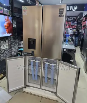 Hisense 470 Liters French Door Refrigerator With Water Dispenser