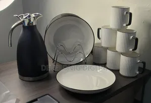 13pcs Japanese Dinner Set Combo Mugs 6pcs
Plates 6pcs 10inch
Flask 2l