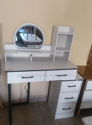 Mirror Teble With Drawers and Shelves