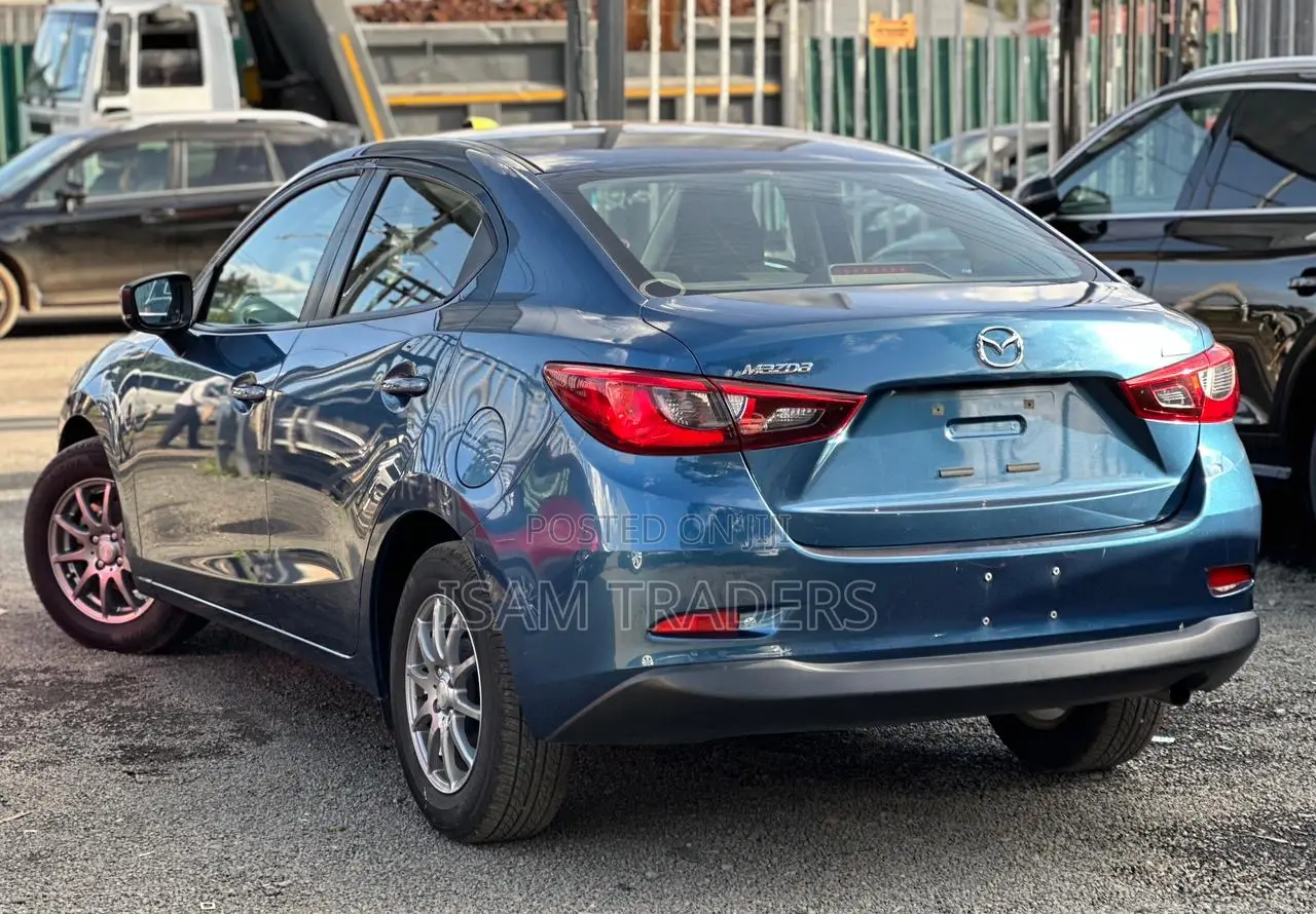 Mazda 2 2019 Blue