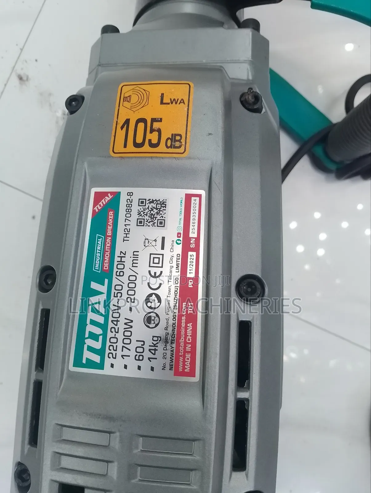 1700 Watts Total Demolisher