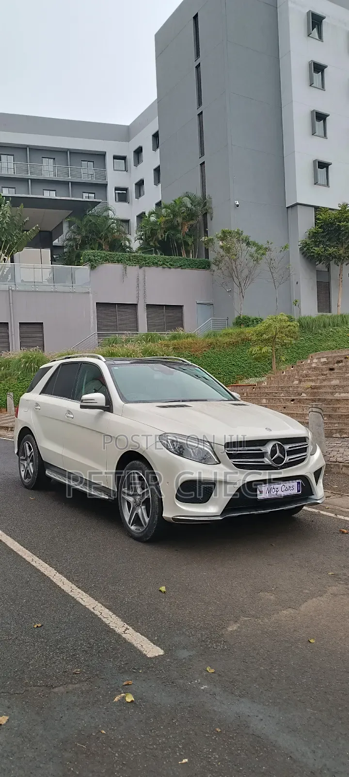 Mercedes-Benz GLE-Class 2017 White