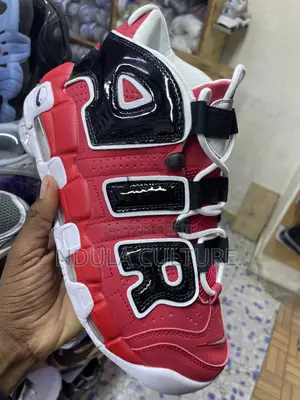 Nike Uptempo