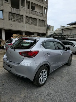 Mazda 2 2020 Silver