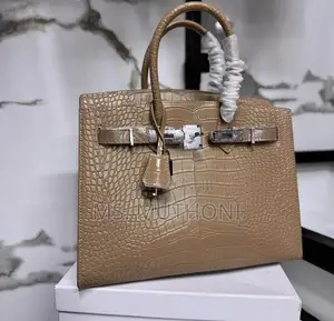 Quality Hermès Birkin Handbag in Croc-Print