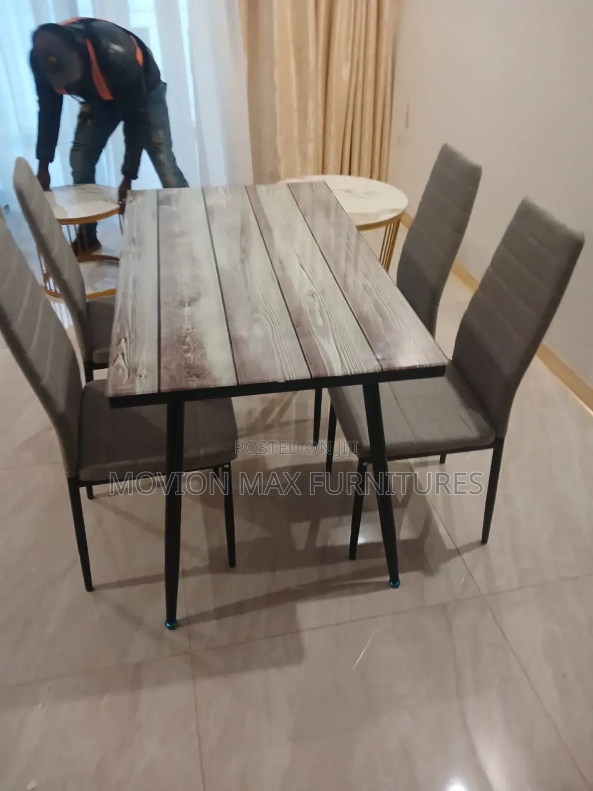 Modern Glass Dinning Table