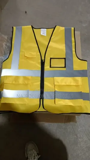 Reflector With Zip.And Pockets Quality Reflector All Colours