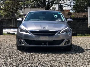 Peugeot 308 2018 Silver
