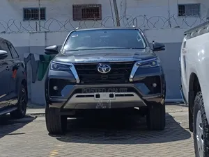 Toyota Fortuner 2018 Gray