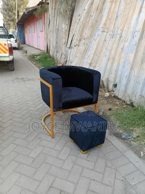 Black and Gold, Pedicure Simple Seat and a Stool 