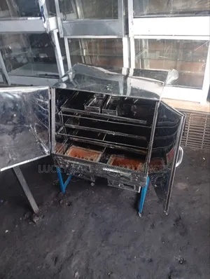 Heavy Gauge Stainless Steel Oven.
