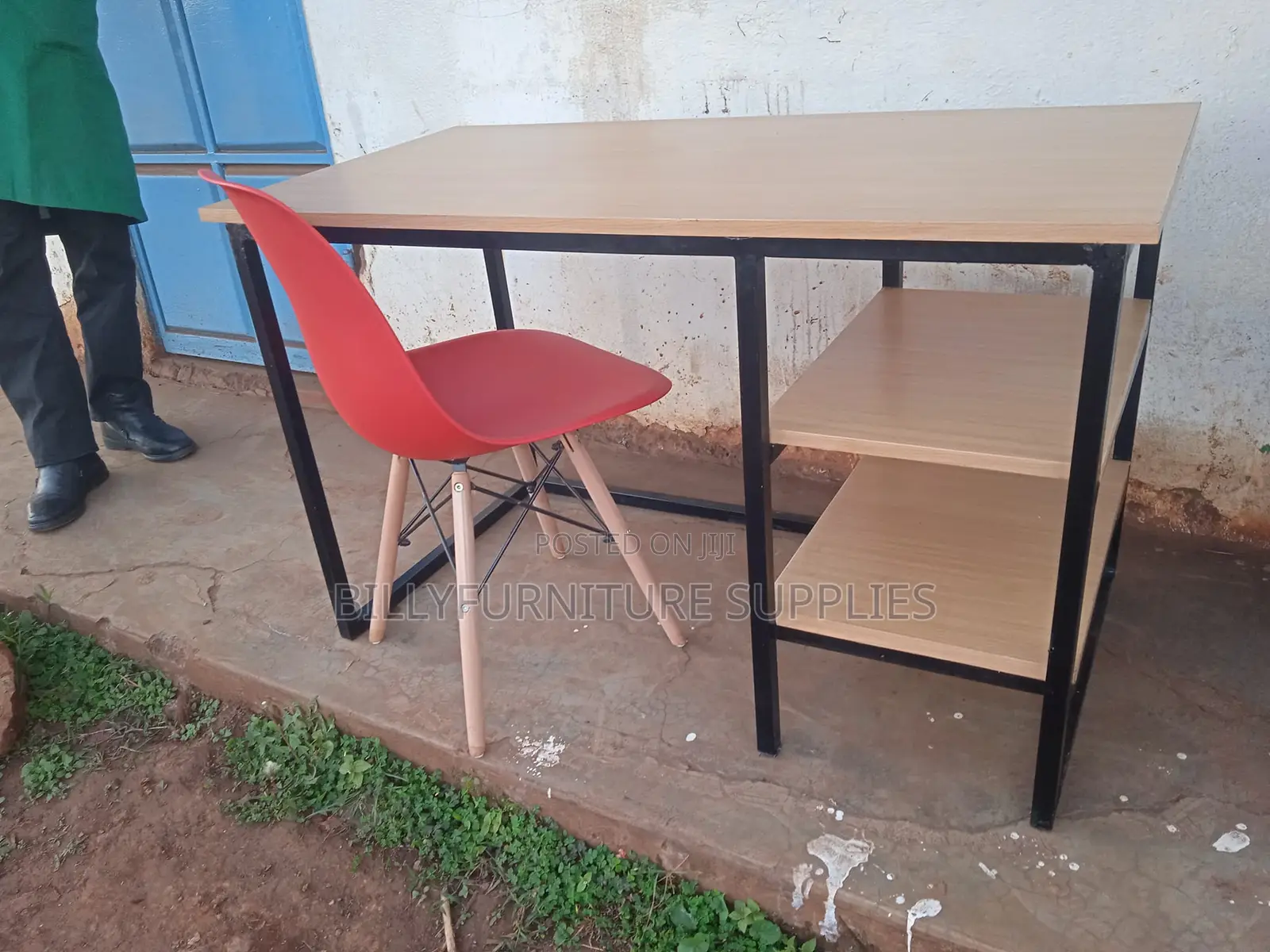 Unique Study Desk