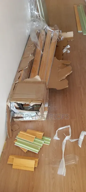 Waterproof Floor Laminate Wooden Look Plank Tile Carpeting Mkeka Mbao