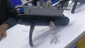 Moment Big 4 Pin Door Lock-Black