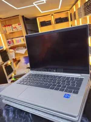 Laptop HP EliteBook 830 G8 8GB Intel Core i5 SSD 256GB