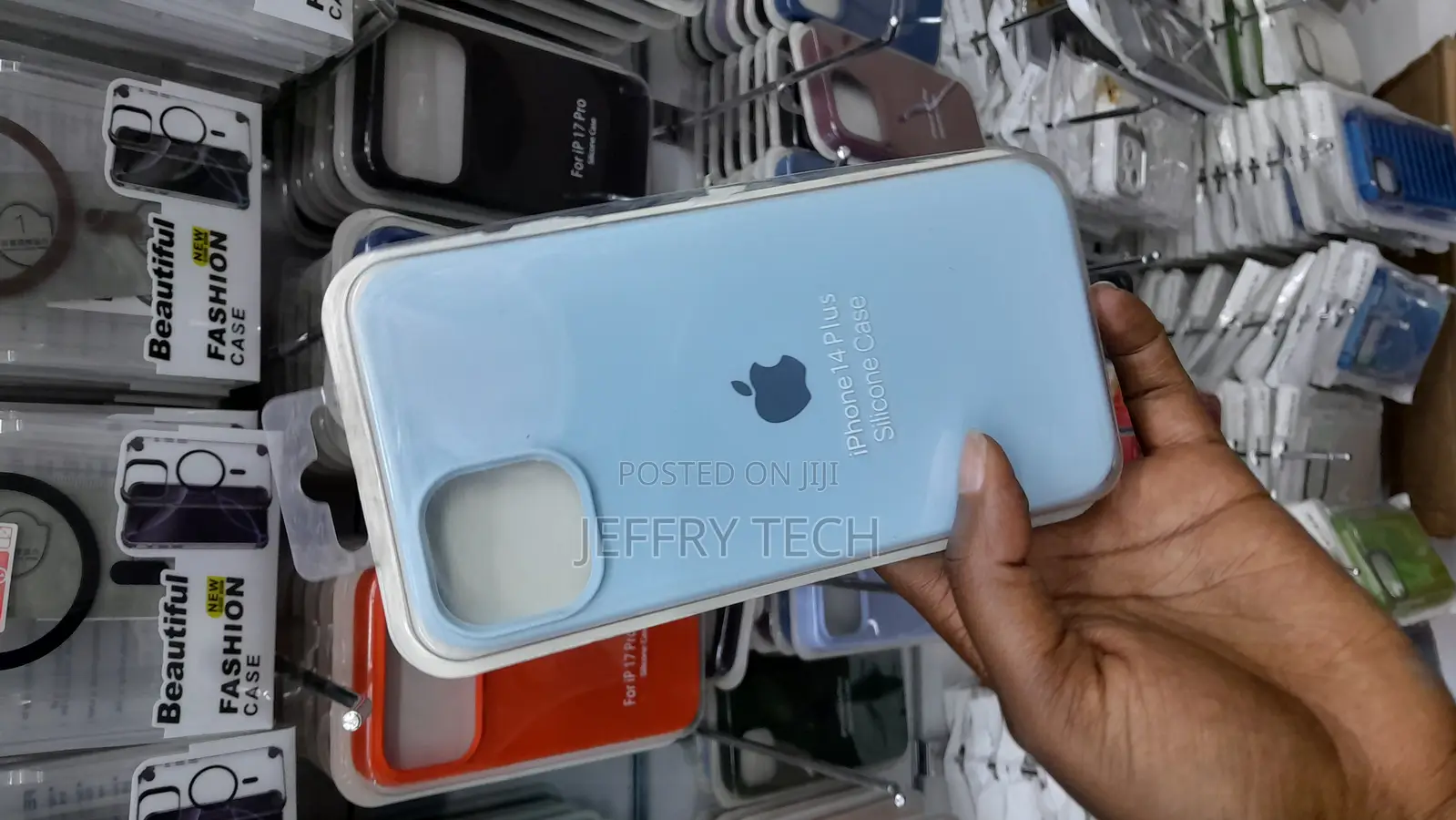 Flossy Silicone Case for iPhone 14 Plus With Microfiber Lining